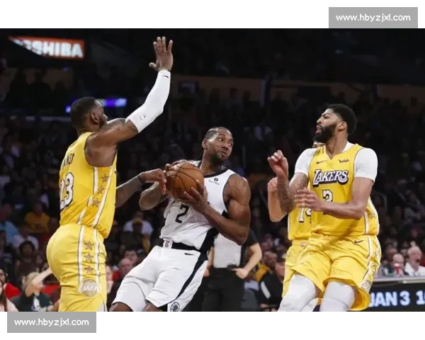 湖人对决热火第三场激战精彩纷呈 谁将挺进总决赛争夺冠军荣耀